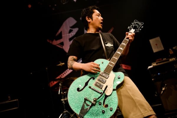 横山健の新シグネイチャーギター「G6136T Kenny FalconTM II with String-Thru Bigsby」9月26日(火)発売決定！